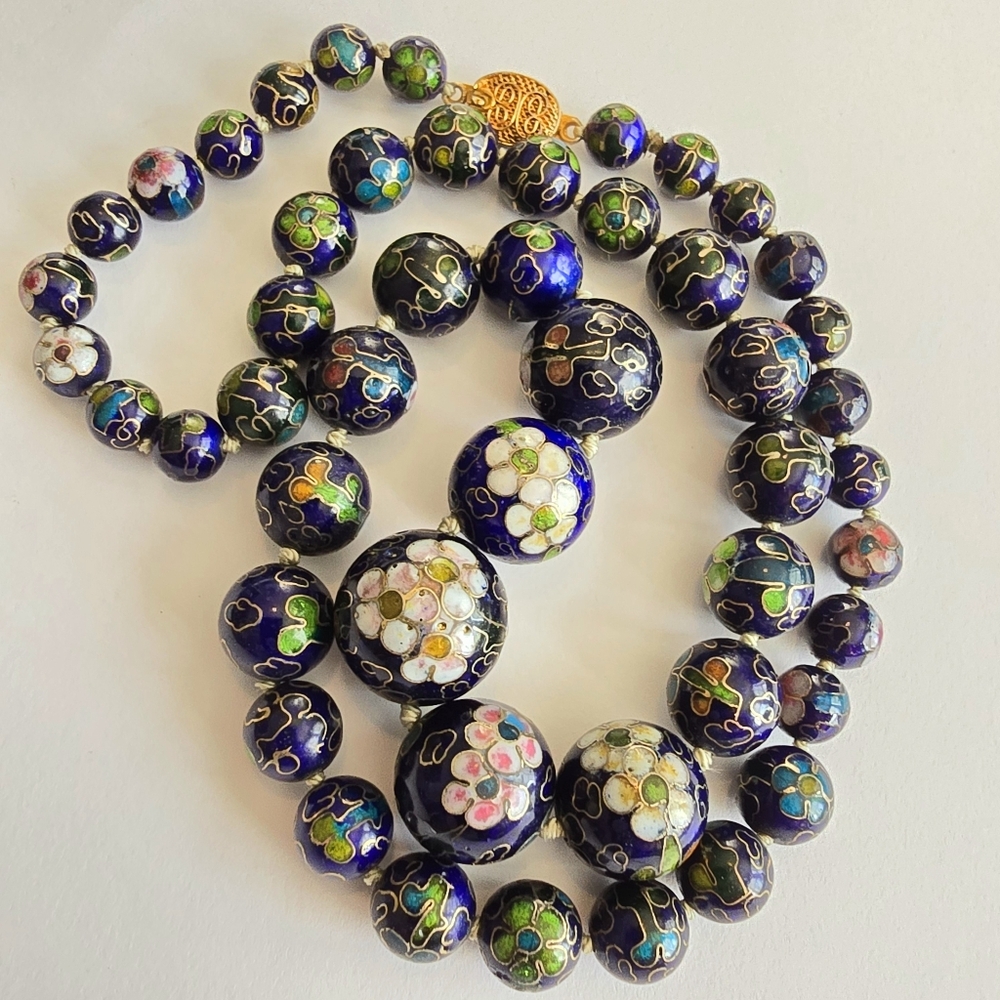Vintage necklace Chinese Export Cloisonné Blue Floral Enamel Beaded